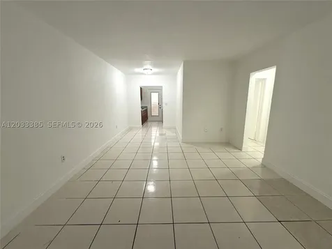 6885 Byron Avenue Miami Beach FL 33141