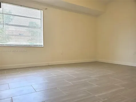 250 NW 107th Avenue Miami FL 33172