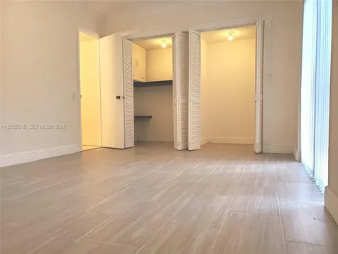 250 NW 107th Avenue Miami FL 33172