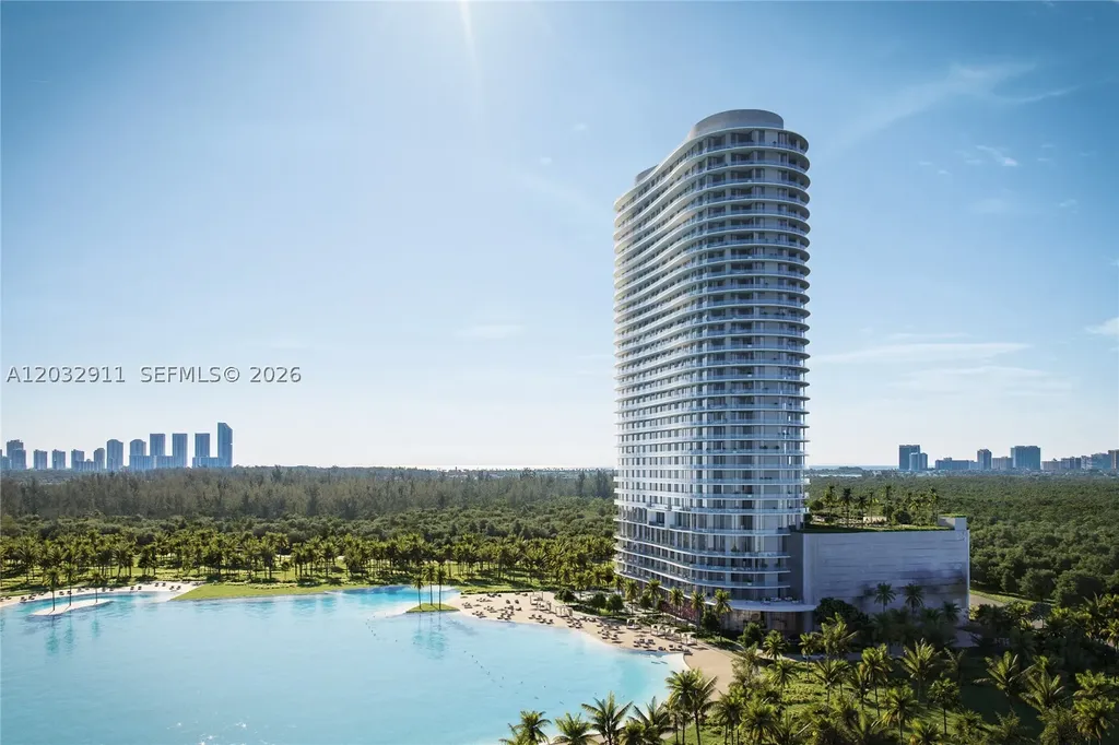2411 Laguna Circle Miami FL 33181