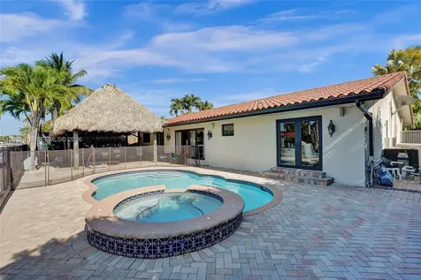 2075 Ixora Road North Miami FL 33181
