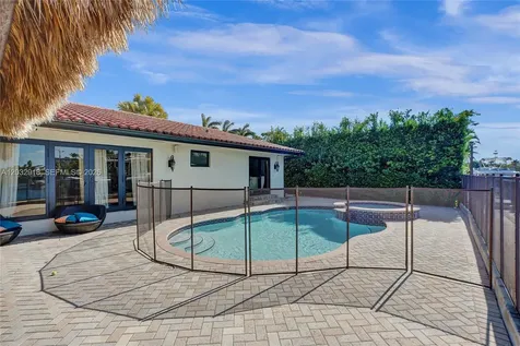 2075 Ixora Road North Miami FL 33181