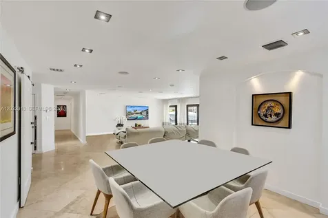 2075 Ixora Road North Miami FL 33181