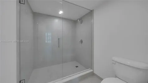 555 NE 34th Street Miami FL 33137
