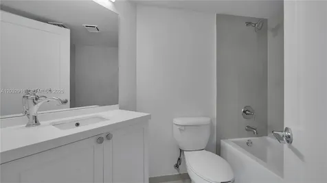 555 NE 34th Street Miami FL 33137