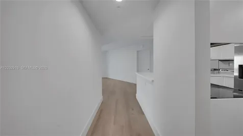 555 NE 34th Street Miami FL 33137