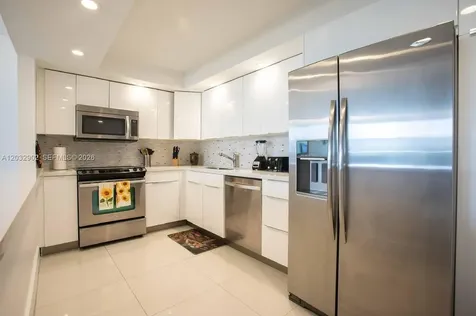 19370 Collins Avenue Sunny Isles Beach FL 33160