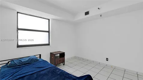 546 SW 1st Street Miami FL 33130