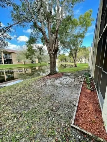 183 Lakeview Drive Weston FL 33326
