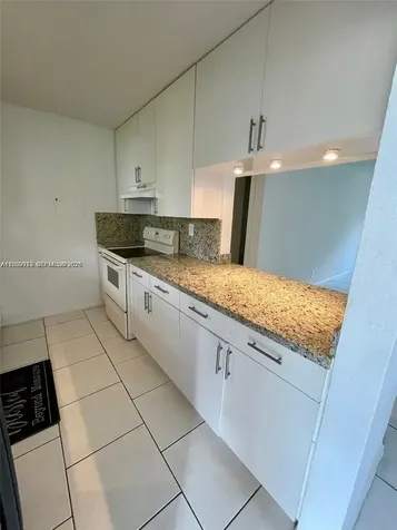 183 Lakeview Drive Weston FL 33326
