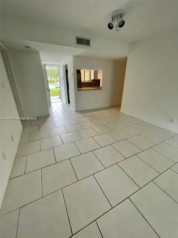 183 Lakeview Drive Weston FL 33326