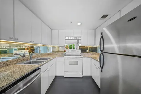 227 Michigan Avenue Miami Beach FL 33139