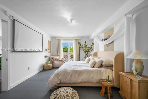 227 Michigan Avenue Miami Beach FL 33139