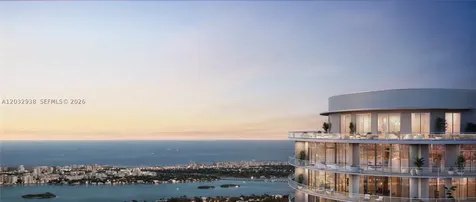 2411 Laguna Circle Miami FL 33181