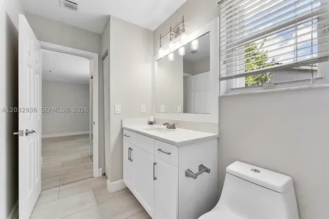 4228 NW 41st Lane Coconut Creek FL 33073