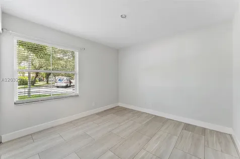 4228 NW 41st Lane Coconut Creek FL 33073