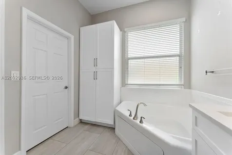 4228 NW 41st Lane Coconut Creek FL 33073