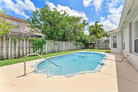 4228 NW 41st Lane Coconut Creek FL 33073