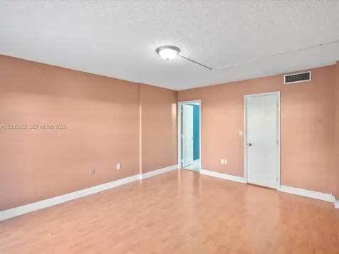 4172 Inverrary Drive Lauderhill FL 33319