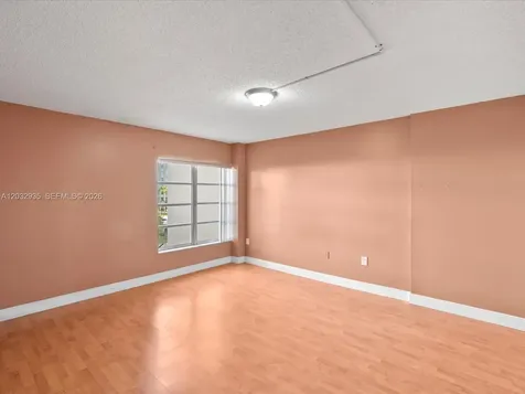 4172 Inverrary Drive Lauderhill FL 33319