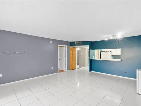 4172 Inverrary Drive Lauderhill FL 33319