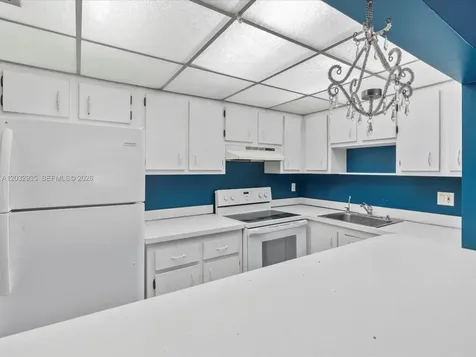 4172 Inverrary Drive Lauderhill FL 33319