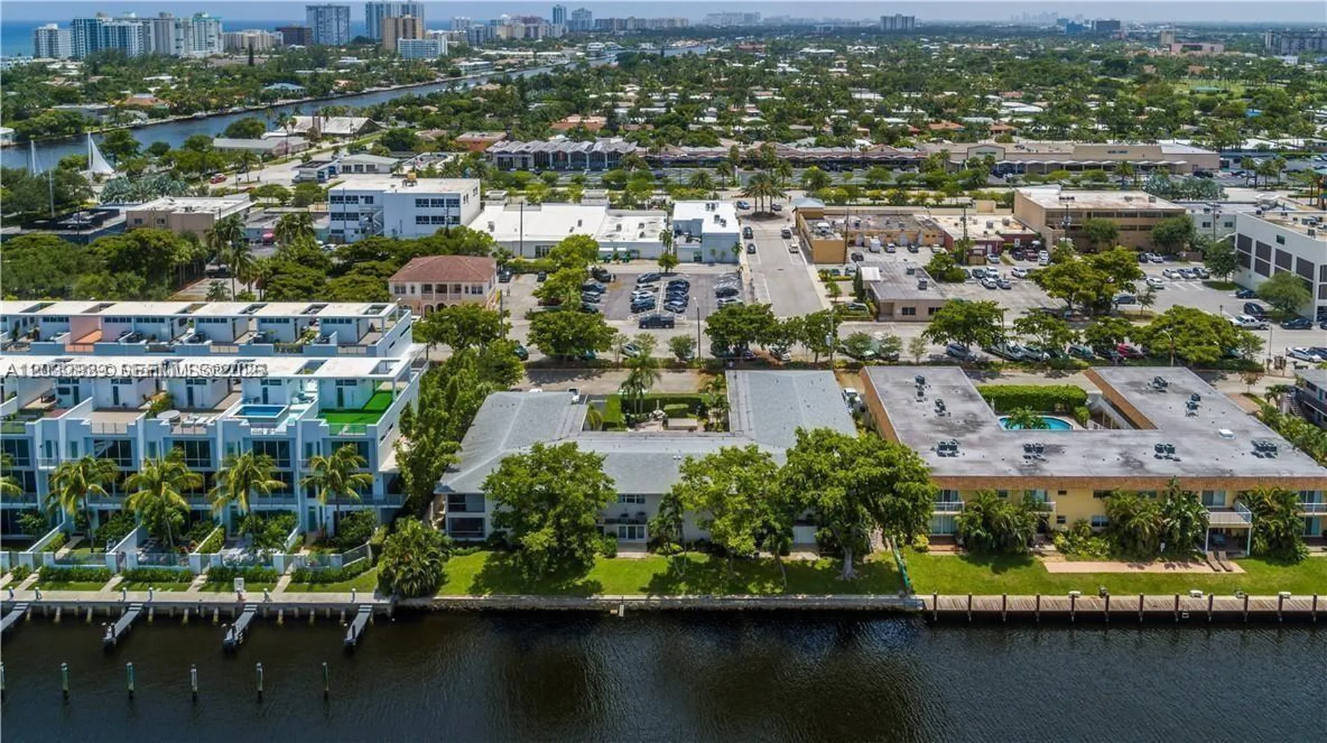 2701 NE 1st Street Pompano Beach FL 33062