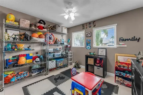 14061 SW 39th Street Miami FL 33175