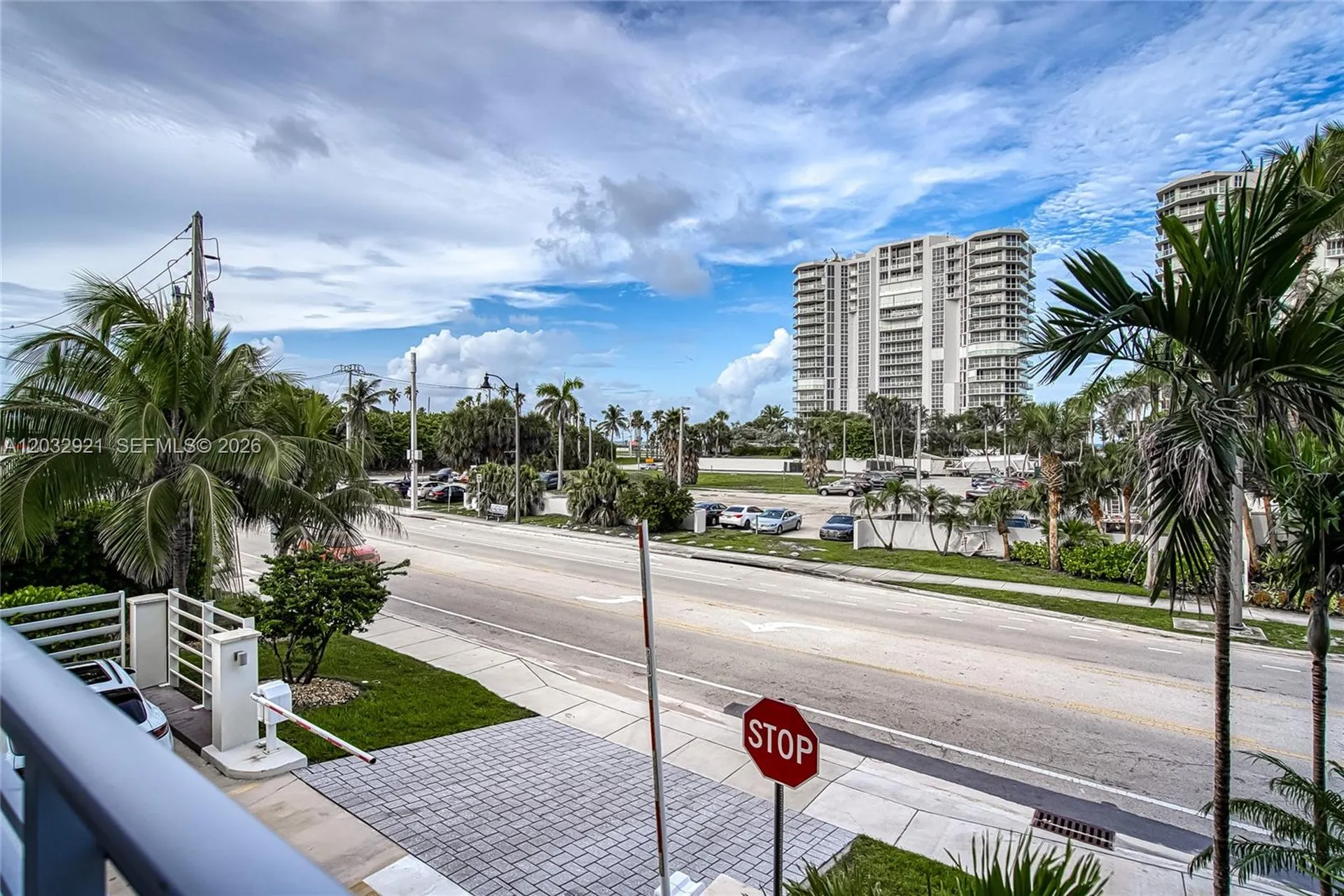 Hollywood FL 33019