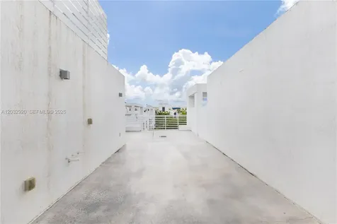 455 NE 39th Street Miami FL 33137