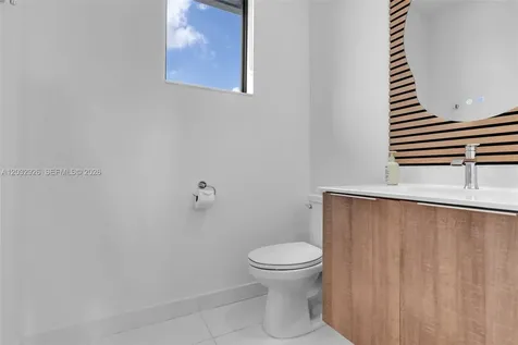 4963 NW 83rd Path Doral FL 33166