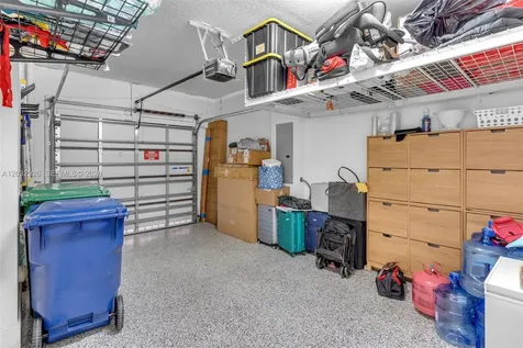 4963 NW 83rd Path Doral FL 33166