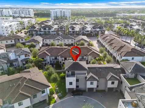 4963 NW 83rd Path Doral FL 33166