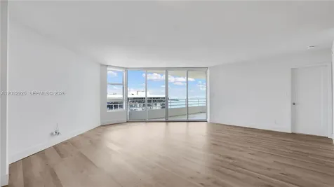 555 NE 34th Street Miami FL 33137