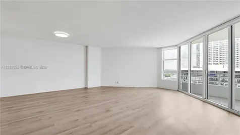 555 NE 34th Street Miami FL 33137
