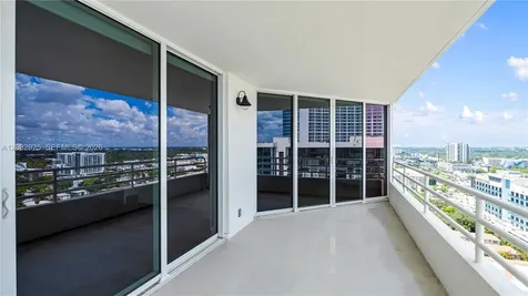 555 NE 34th Street Miami FL 33137