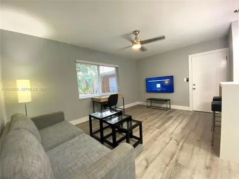 7901 SW 64 Avenue South Miami FL 33143