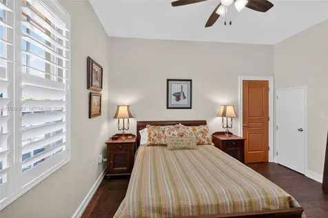 8920 SW 162nd Terrace Palmetto Bay FL 33157