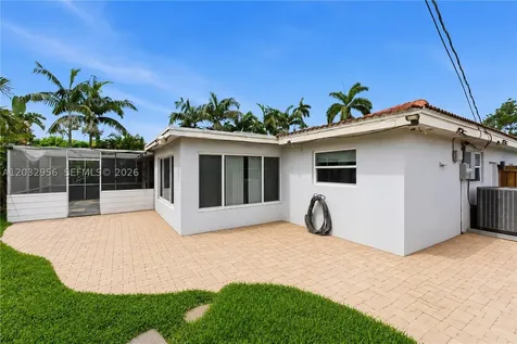 719 N 31st Road Hollywood FL 33021
