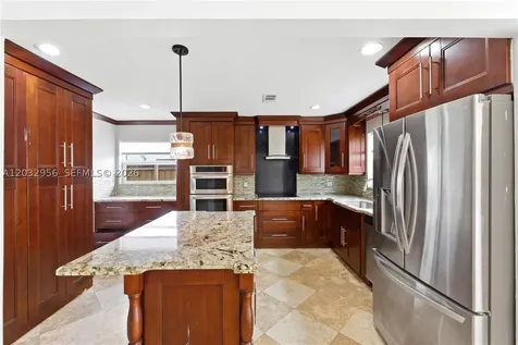719 N 31st Road Hollywood FL 33021