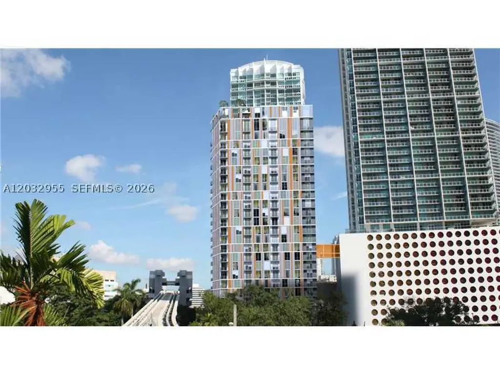 31 SE 6th Street Miami FL 33131