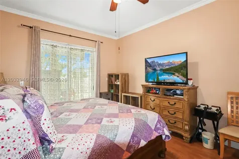 3090 SE 7th Place Homestead FL 33033