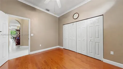 3090 SE 7th Place Homestead FL 33033