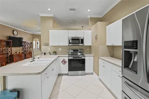 3090 SE 7th Place Homestead FL 33033