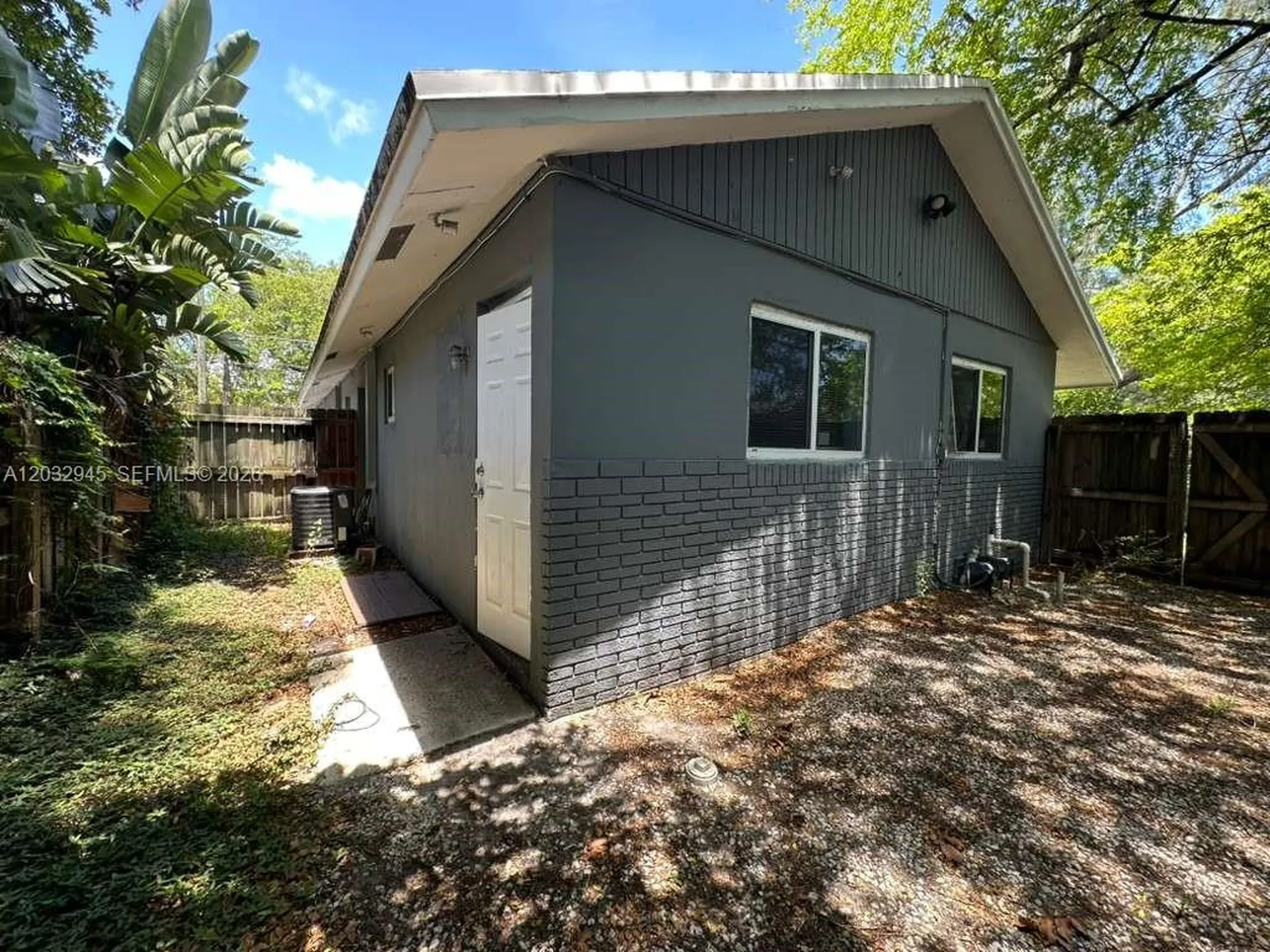 647 NW 3rd Avenue Fort Lauderdale FL 33311
