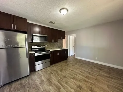 647 NW 3rd Avenue Fort Lauderdale FL 33311