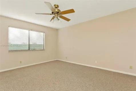300 Racquet Club Road Weston FL 33326