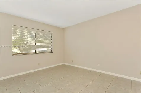 300 Racquet Club Road Weston FL 33326