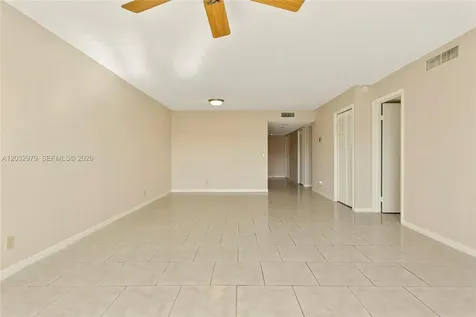 300 Racquet Club Road Weston FL 33326