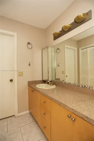 300 Racquet Club Road Weston FL 33326